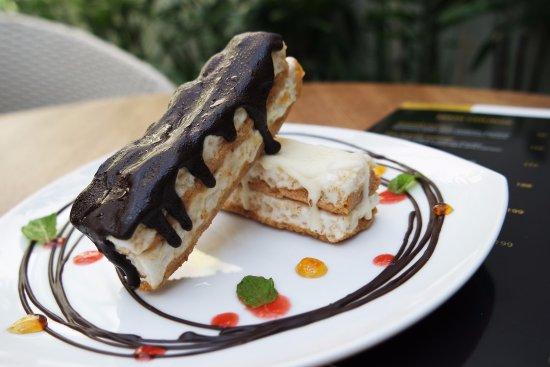 Noach Cafe and Bistro